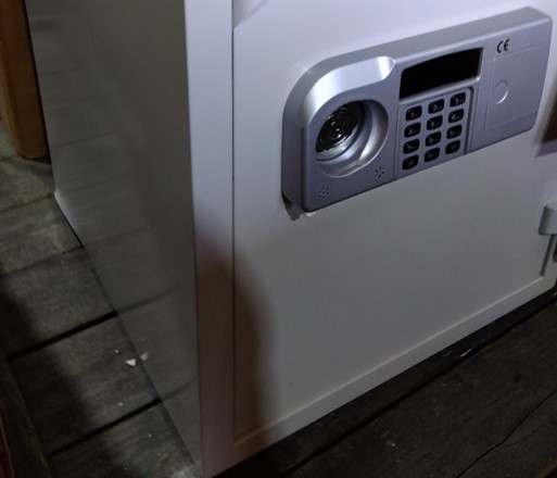 ＼SUMMERセール／【アウトレット】◆ブイル金庫 耐火金庫 テンキー式 BS-T530W 63kg 〈配送設置費込み〉_2